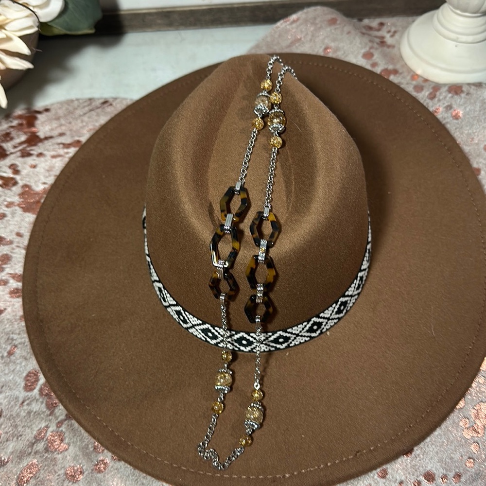 Lia Sophia beaded necklace